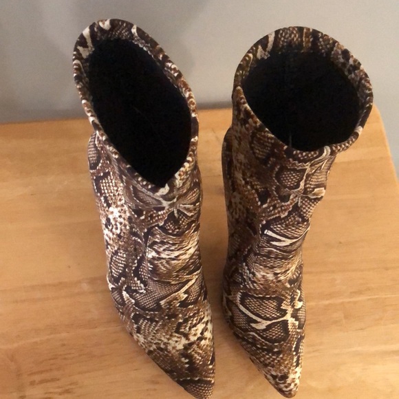 Women’s boots - Picture 7 of 7
